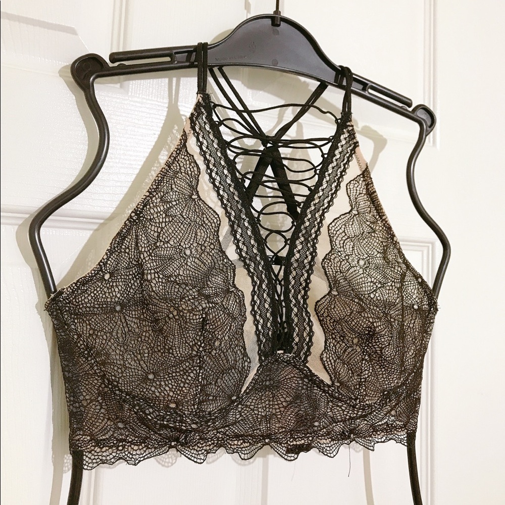 🔥ON SALE🔥3/$30🔥 💖 Victoria Secret Very Sexy High Neck Bralette - Picture 3 of 6